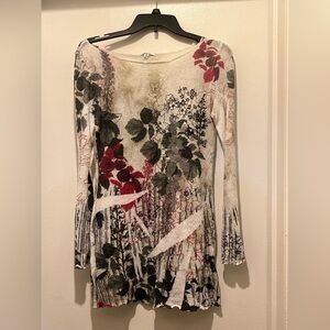 Cache Floral Long Sleeve Top